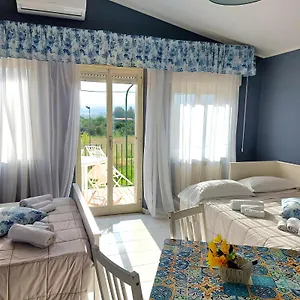 Hotel apartamentowy Nadira, Giardini-Naxos