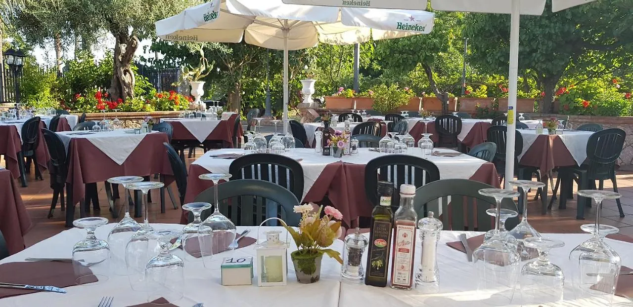 Villa Antonino Giardini-Naxos Italie